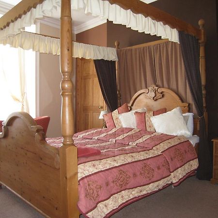 וויימות' Bourneville Hotel מראה חיצוני תמונה